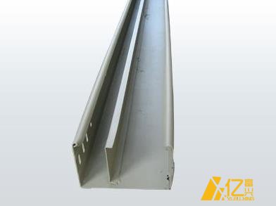 電纜橋架隔板作用是什么?橋架什么時(shí)候加隔板